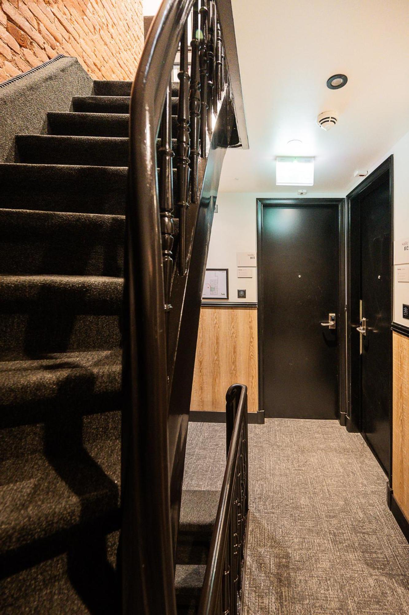 Limehome Amsterdam Leidsekruisstraat 외부 사진