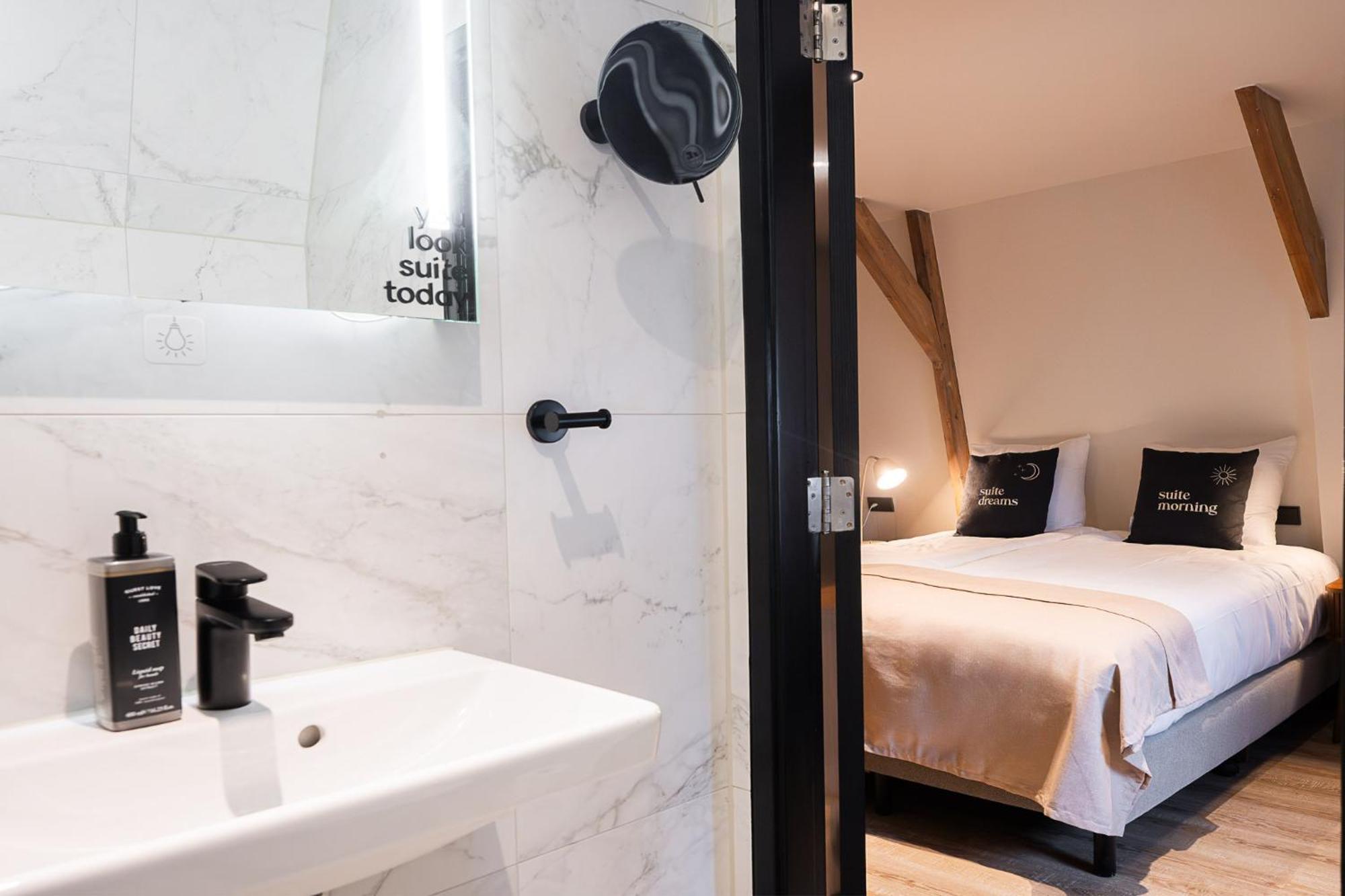 Limehome Amsterdam Leidsekruisstraat 외부 사진