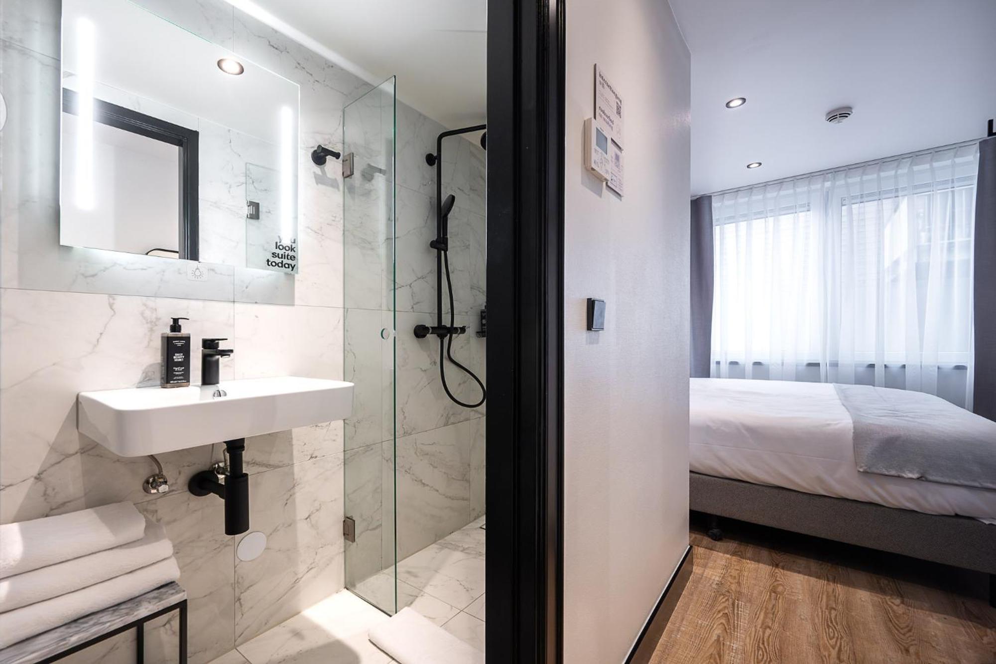 Limehome Amsterdam Leidsekruisstraat 외부 사진
